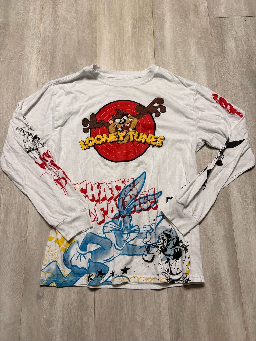 Warner Bros. White Long-Sleeve Looney Tunes Graphic Tee